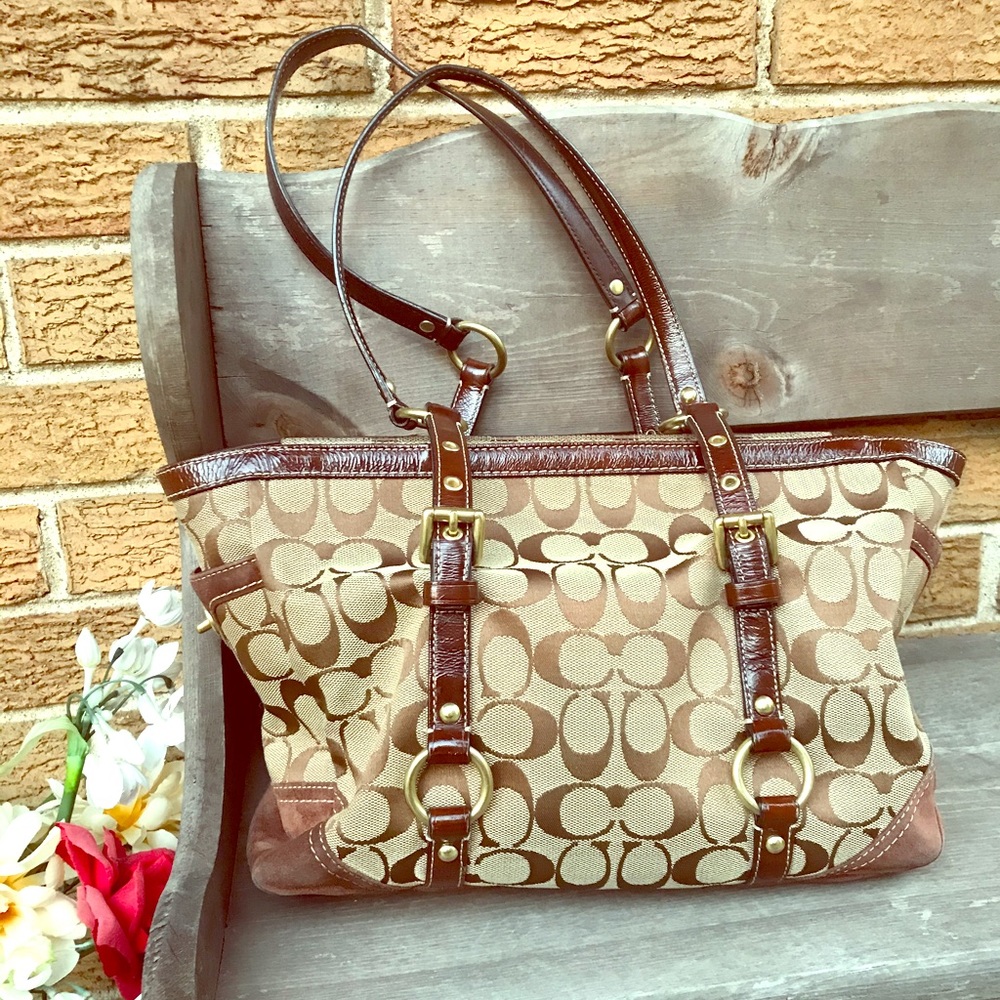 Coach brown shoulder bag - bag no. k065110630